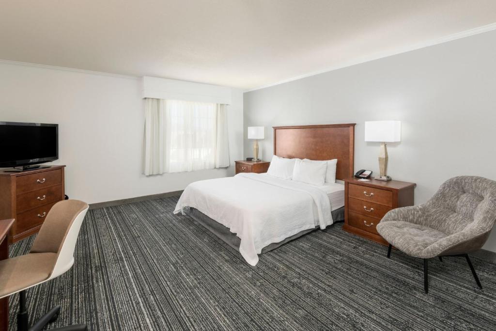 Postel nebo postele na pokoji v ubytování TownePlace Suites by Marriott Tucson Williams Centre