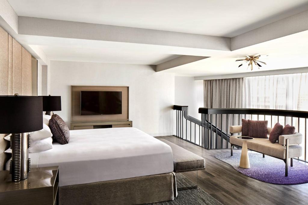 San Francisco Marriott Marquis Union Square - Twee-niveau Suite, In Zolder: 1 Koning