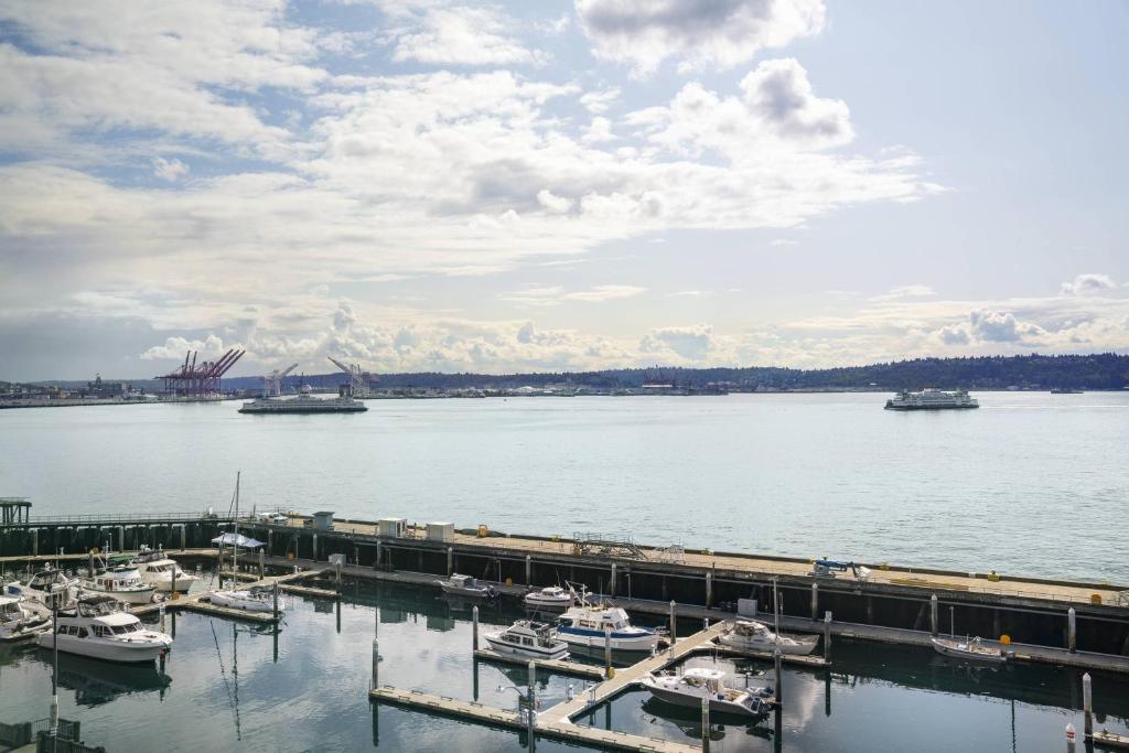 Seattle Marriott Waterfront - 