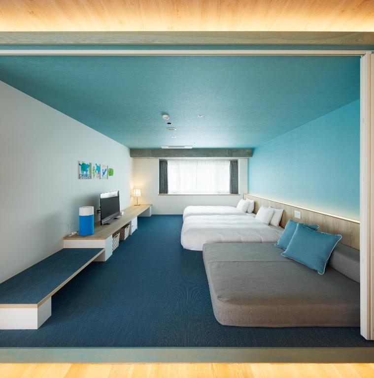 Katil atau katil-katil dalam bilik di BEB5 Okinawa Seragaki by Hoshino Resorts