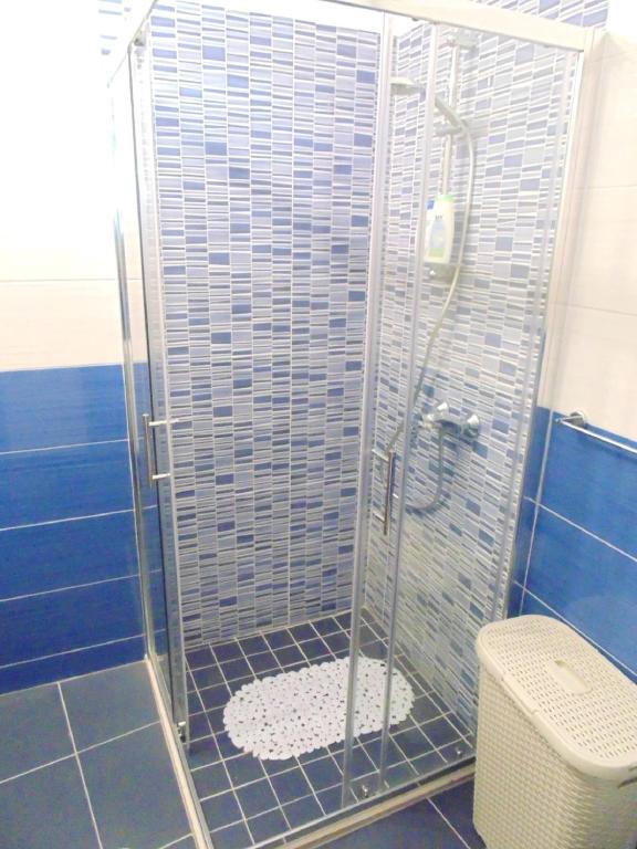 Peruzovic Rooms 1 - 5