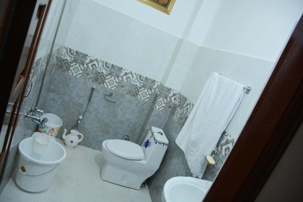Khyber Guest House Swat - Studio With Mountain View