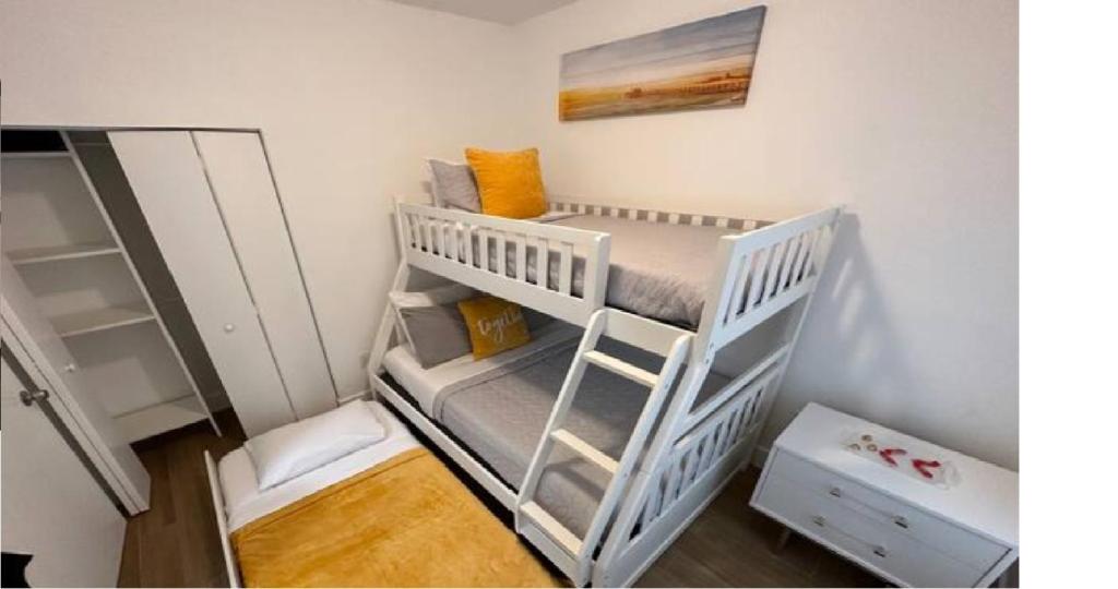 Enjoy our brand new home close to Hollywood in Hallandale Beach! photo