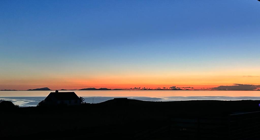 Gallery image of No. 6 - the little house that gives you a hug in Trumpan