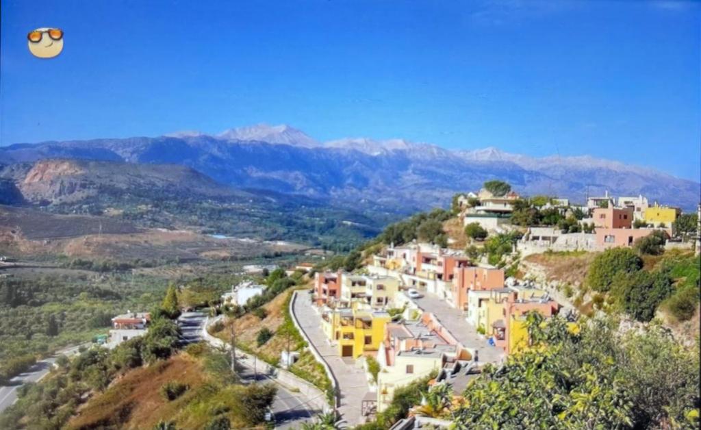 Výhľad na hory alebo výhľad na hory priamo z apartmánu
