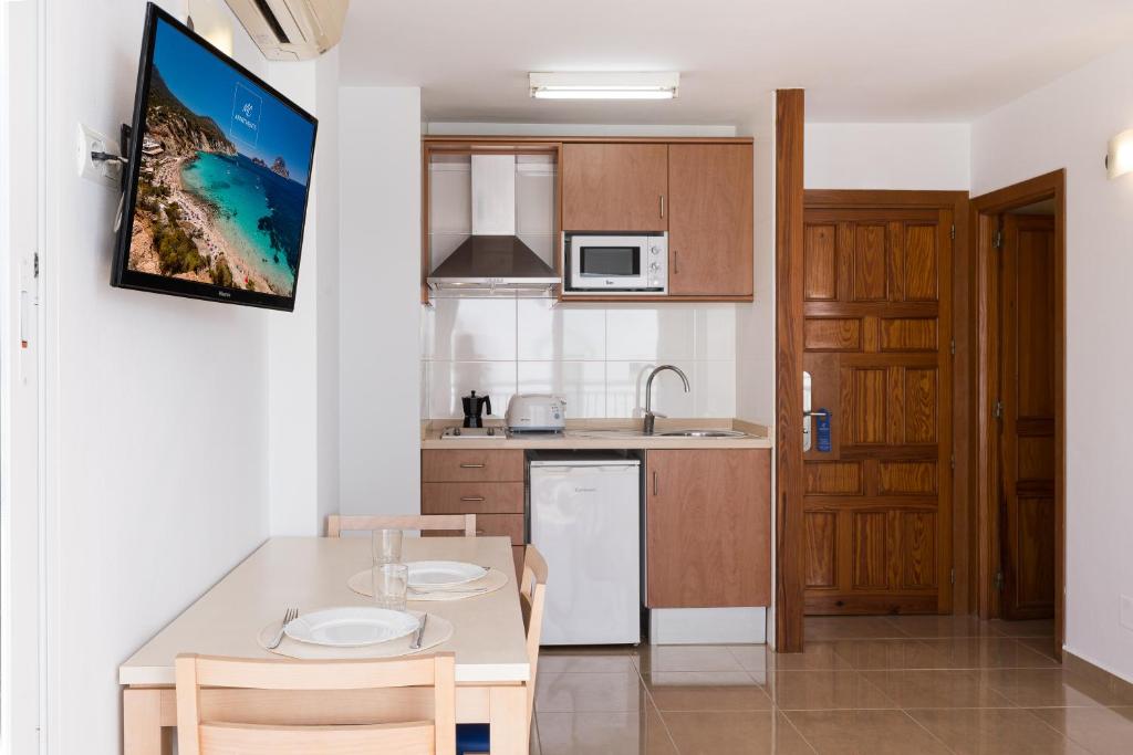 Apartamentos Bossa Bay - MC Apartamentos Ibiza, Ibiza-stad ...