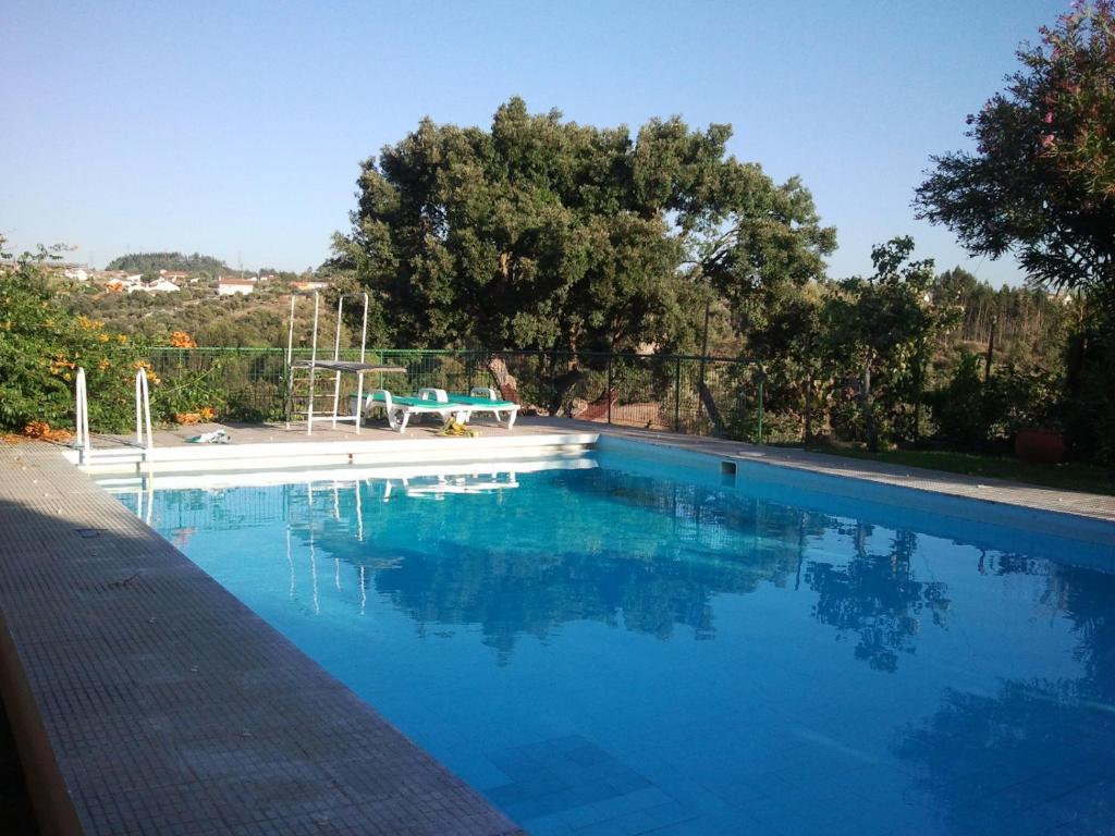 Swimmingpoolen hos eller tæt på Casa da Quinta
