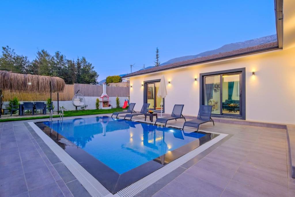 Ovacık’da 5 Kişilik Lüks Villa