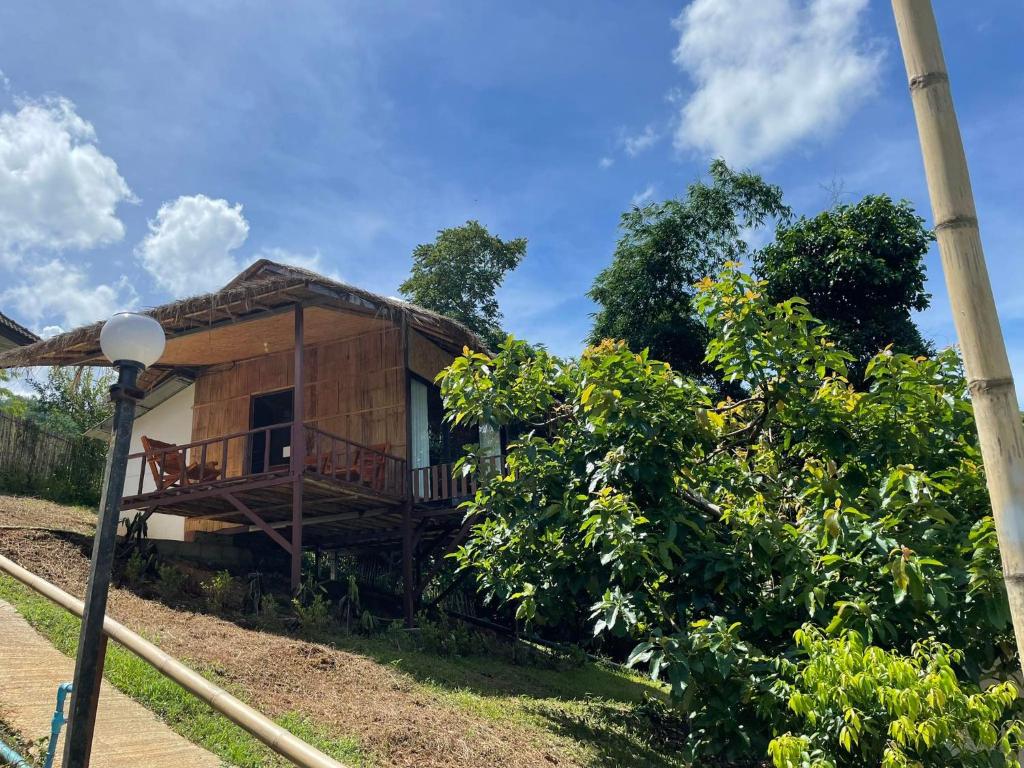 ม่านฟ้า โฮมสเตย์ MaanFah Homestay - Huisje