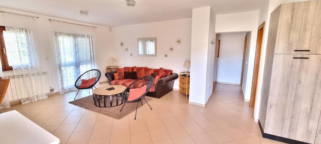 Posedenie v ubytovaní Villa Casa Mia