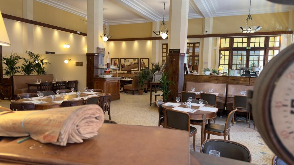 Posezení v ubytování Grand Hôtel de L'Espérance