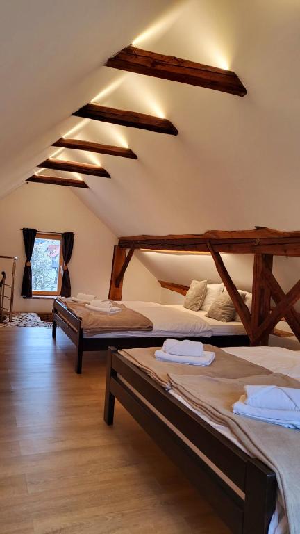 Hiša stare mame - Duplex Apartment
