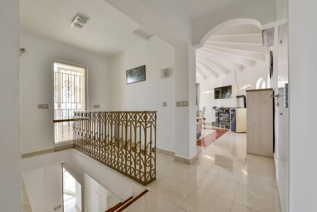 A kitchen or kitchenette at Villas Guzman - Tango