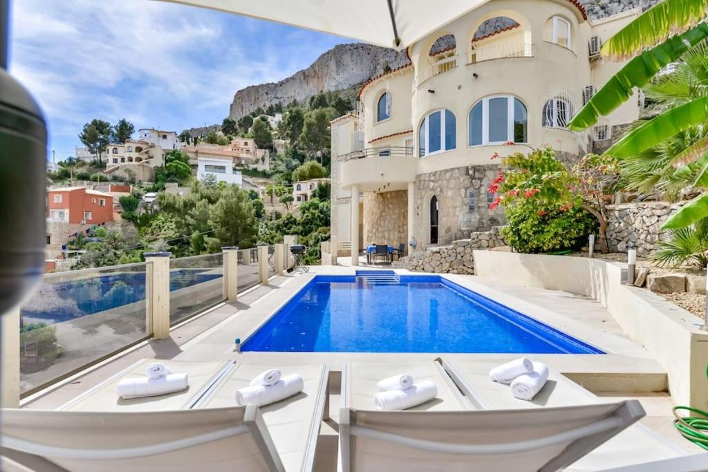 The swimming pool at or close to Villas Guzman - Tango