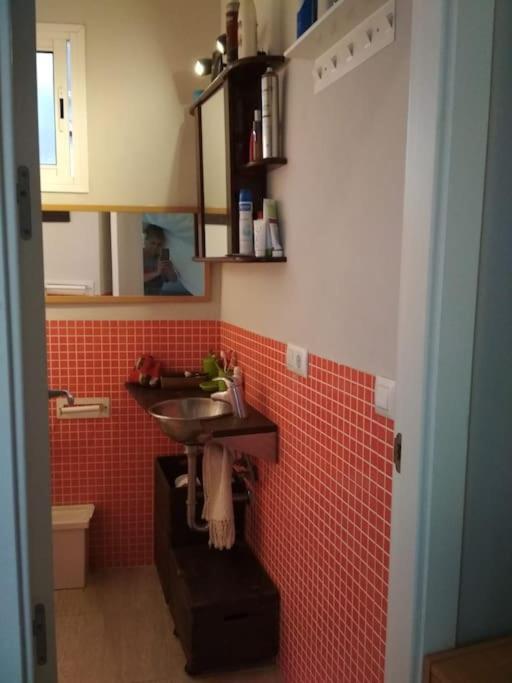 Kuchyň nebo kuchyňský kout v ubytování Apartamento Privado en Alameda de Hércules