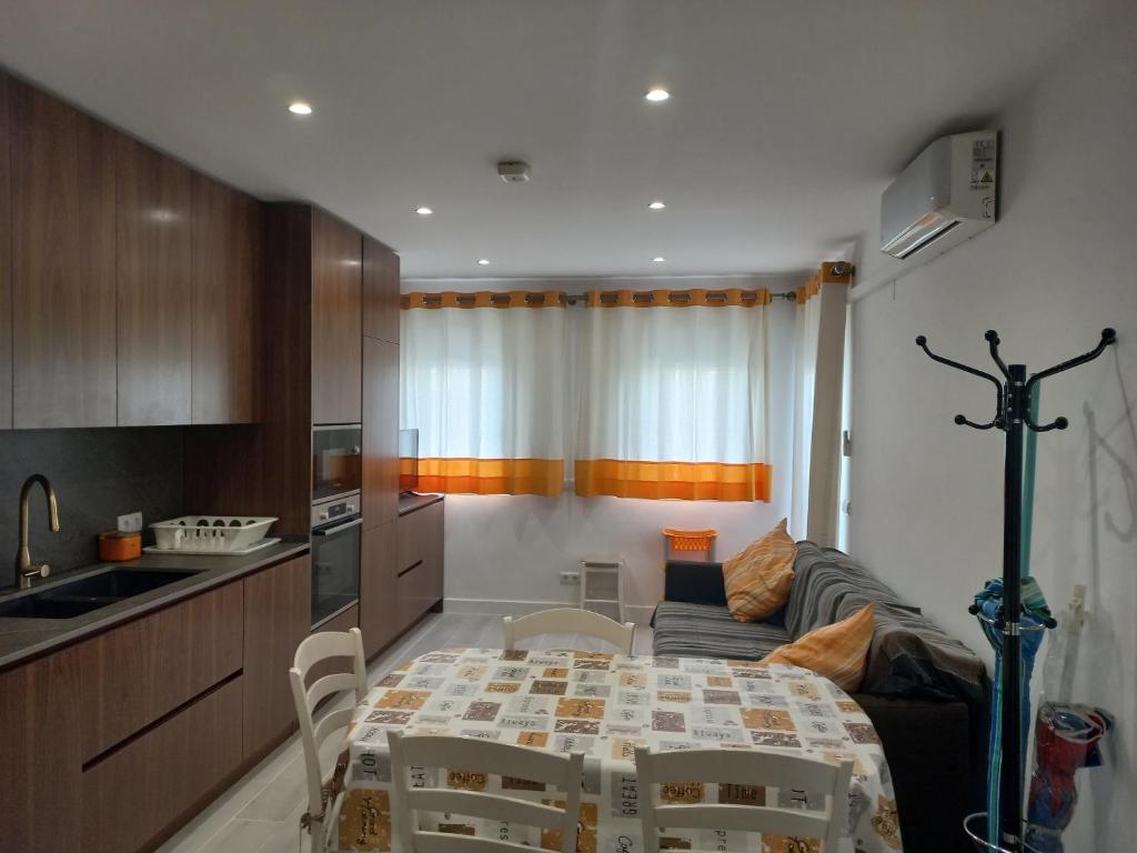 Regueiró Quarteira Beach Apartment