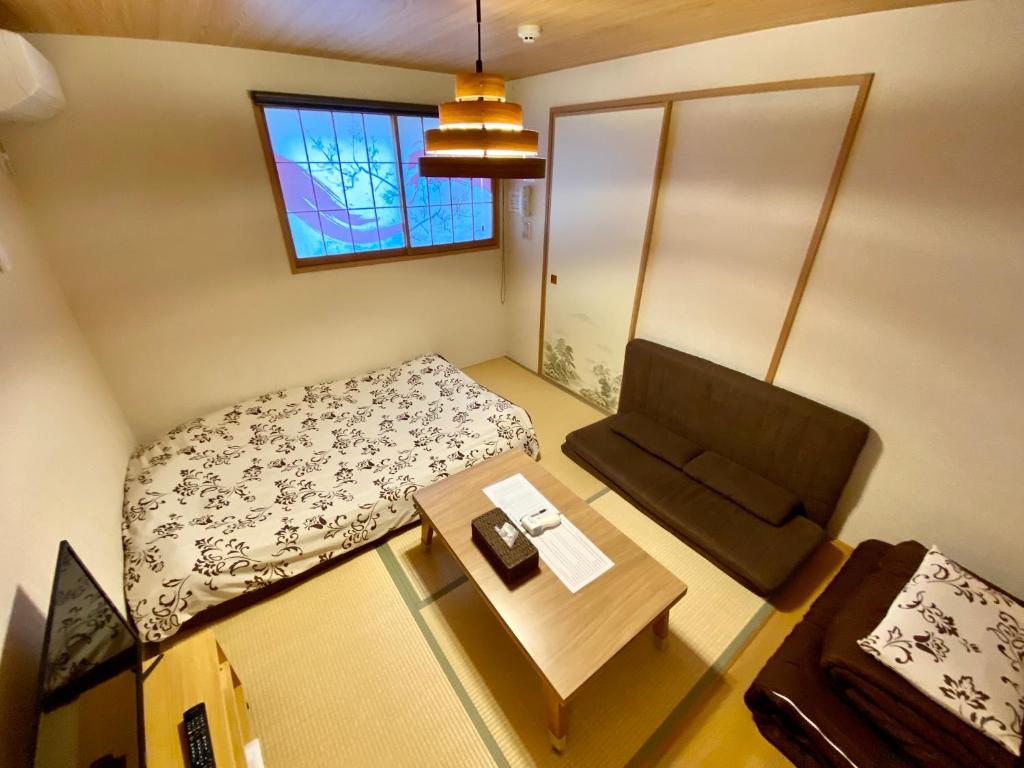 TV a/nebo společenská místnost v ubytování Hotel EL Shinjuku 6