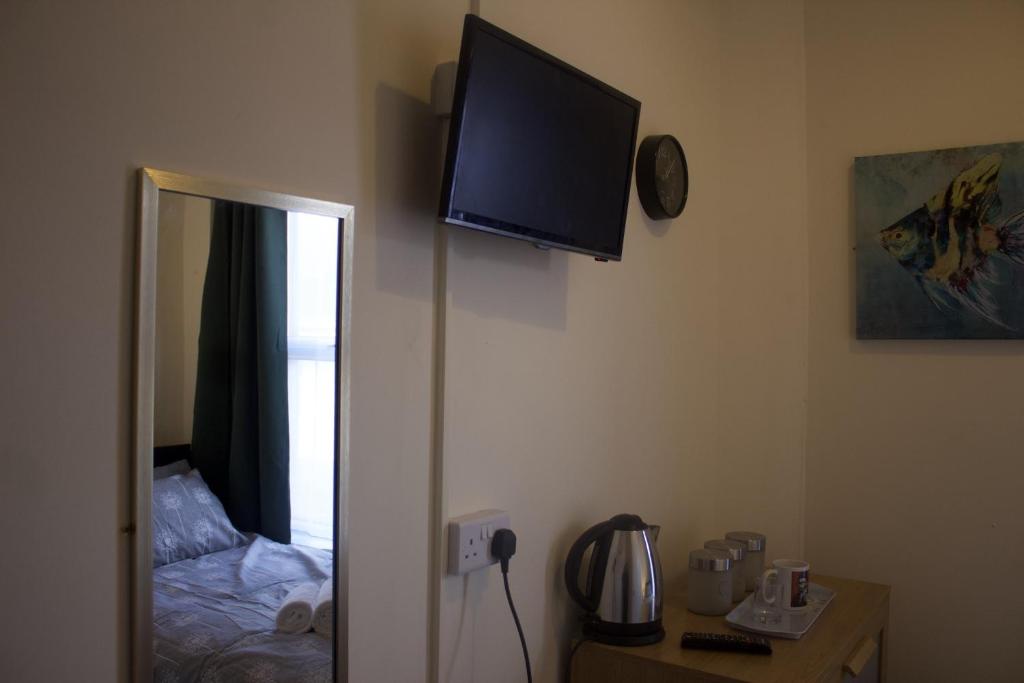 Elm Tree Guest House - Camera Singola Con Doccia