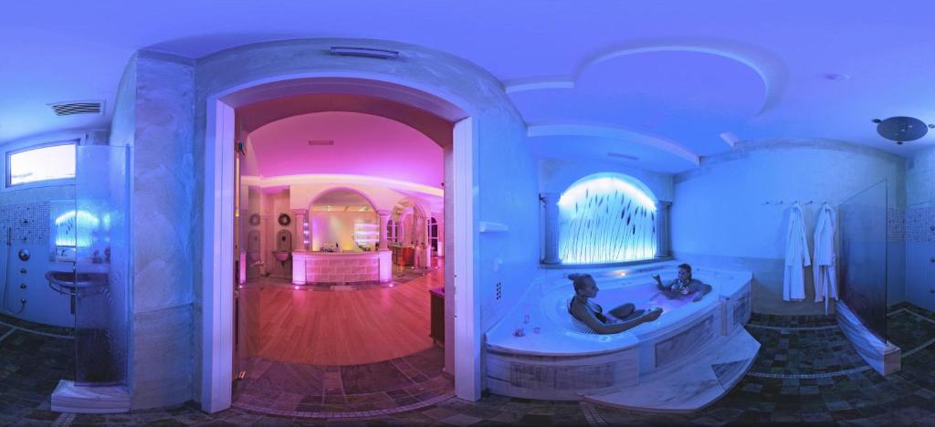 Fotografia z galérie ubytovania Das-Schmidt Privathotel v destinácii Mörbisch am See