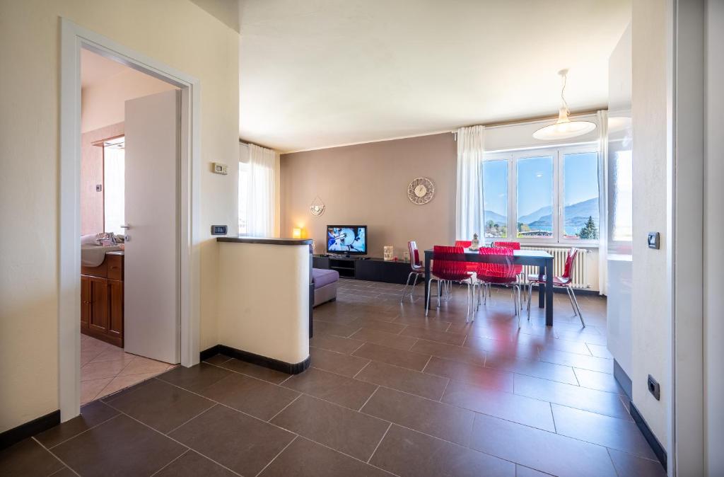 Kuchyň nebo kuchyňský kout v ubytování Nymphs of Lake Como, House of Harmony - Lake view apartment