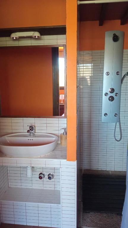 Koupelna v ubytování HOTEL PASTERAL RIU TER