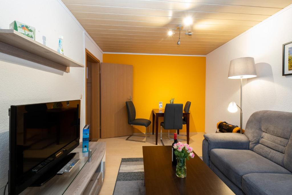 TV a/nebo společenská místnost v ubytování Haus 1