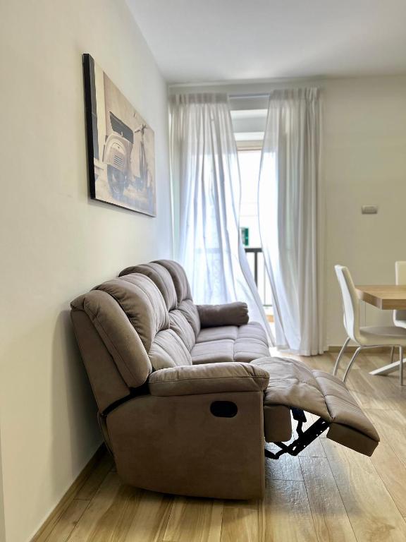A seating area at NEWHOUSE ROOFTOP - Super Penthouse Seaview
