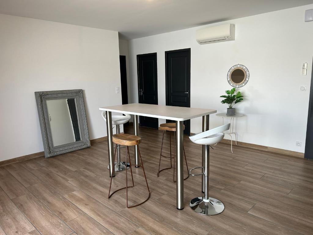 Appartement, centre ville AIGUILLON - アパートメント テラス付