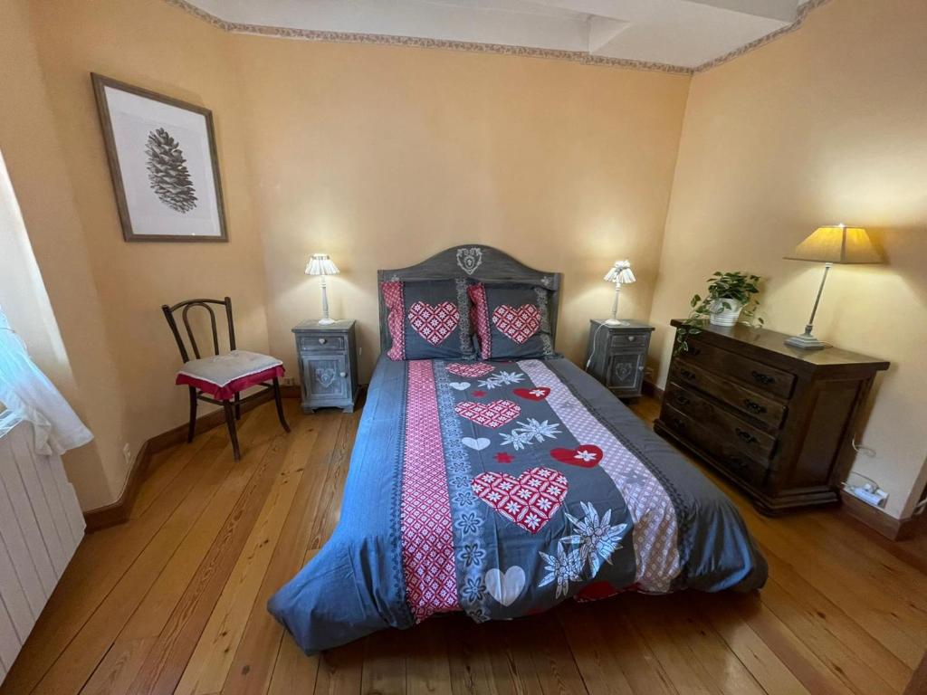 Ένα ή περισσότερα κρεβάτια σε δωμάτιο στο La Palud