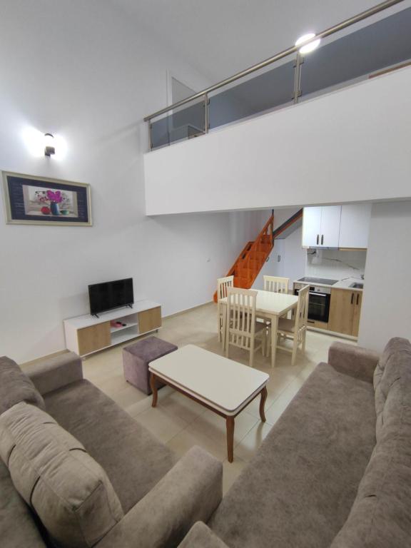 Rose Apartment - Image 3