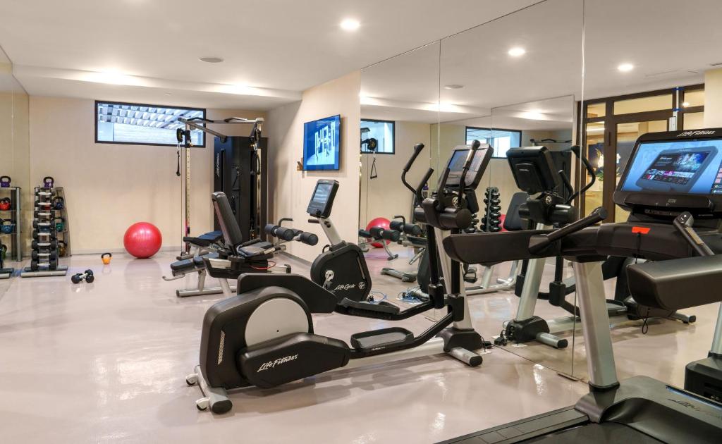 Fitness centrum a/nebo fitness zařízení v ubytování NUMU Boutique Hotel, The Unbound Collection by Hyatt