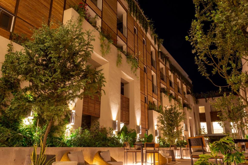 Budova, kde se hotel nachází