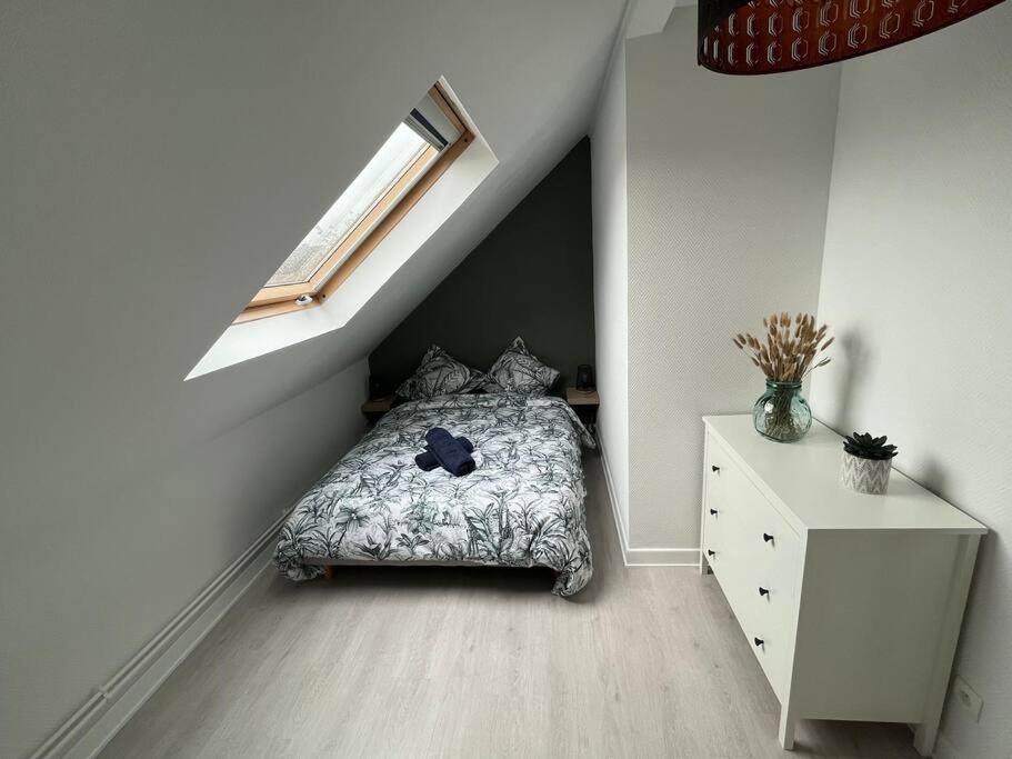 Posteľ alebo postele v izbe v ubytovaní Appartement T3 rénové 60m2 proche centre Colmar