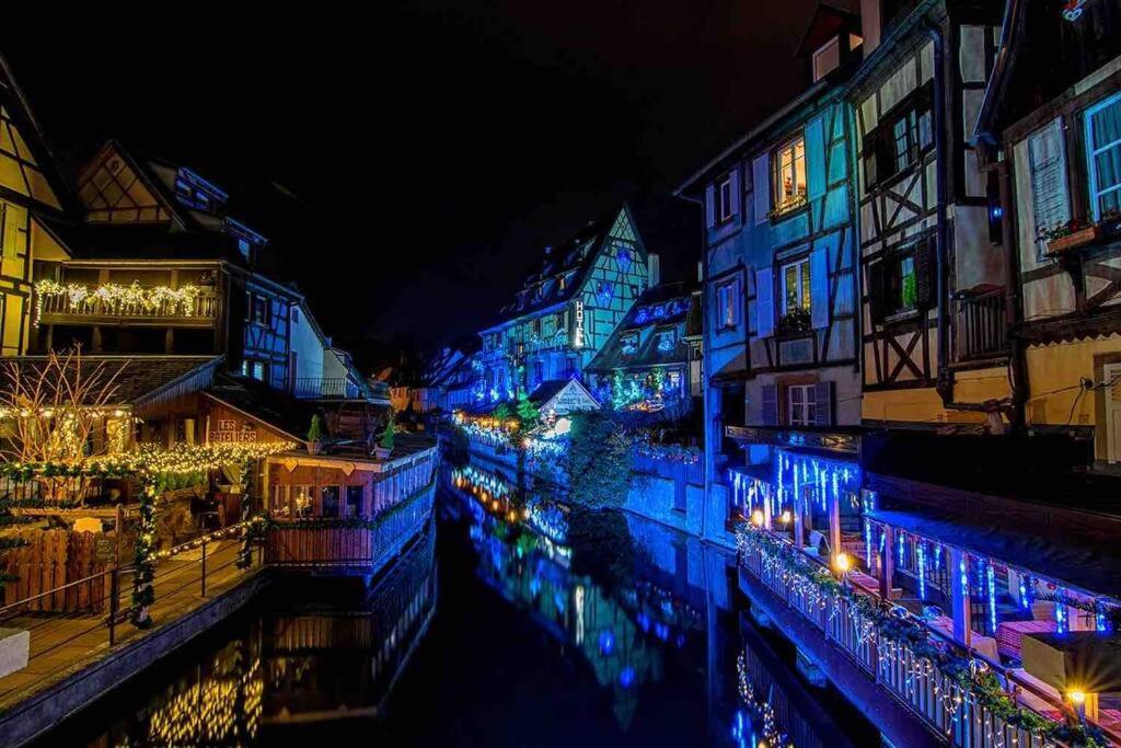 Výhľad na mesto Colmar alebo výhľad na mesto priamo z apartmánu