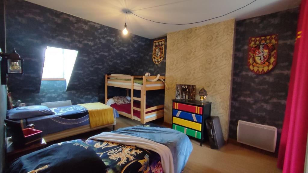 Le Relais des Fontaines - Habitación Familiar Con Baño Privado