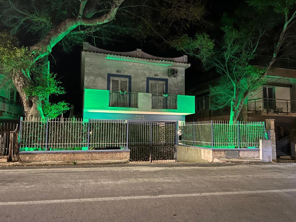 The building in which A villát is located