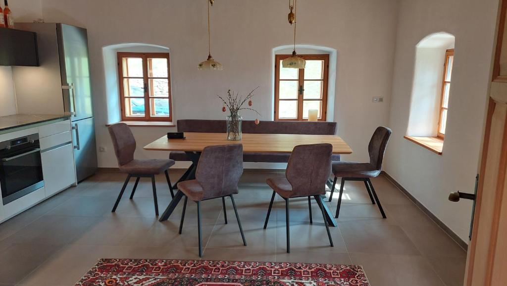 Cucina o angolo cottura di Weingartenhaus Eckberg41