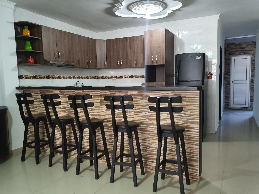 Kuchyň nebo kuchyňský kout v ubytování Kiosco Azul - Apartamento amoblado cerca al mar