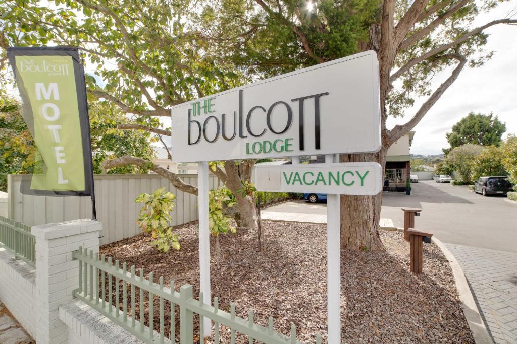 un panneau indiquant la rue dans l'établissement Boulcott Lodge, à Lower Hutt