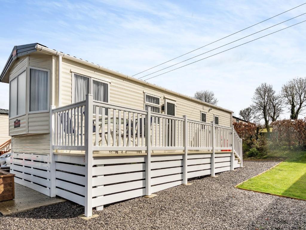 Casa móvil con porche y terraza en Uk43577 - Oakdale, en Begelly