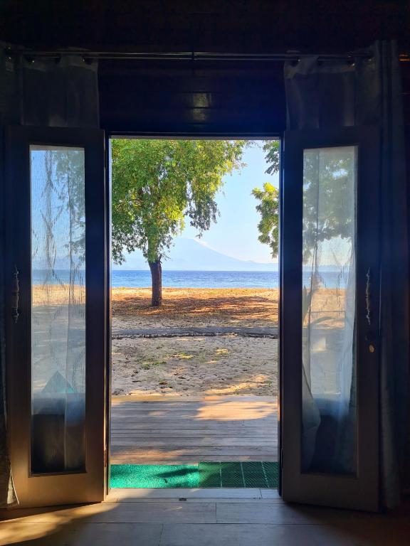 Beach House Penida - 3