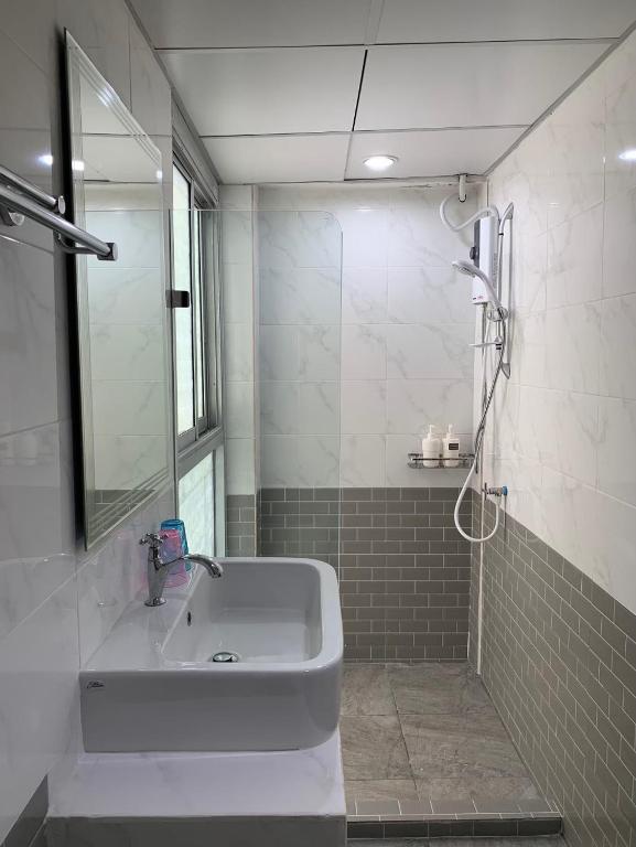 Koupelna v ubytování Petchsiri Boutique Hotel เพชรสิริ บูทิค