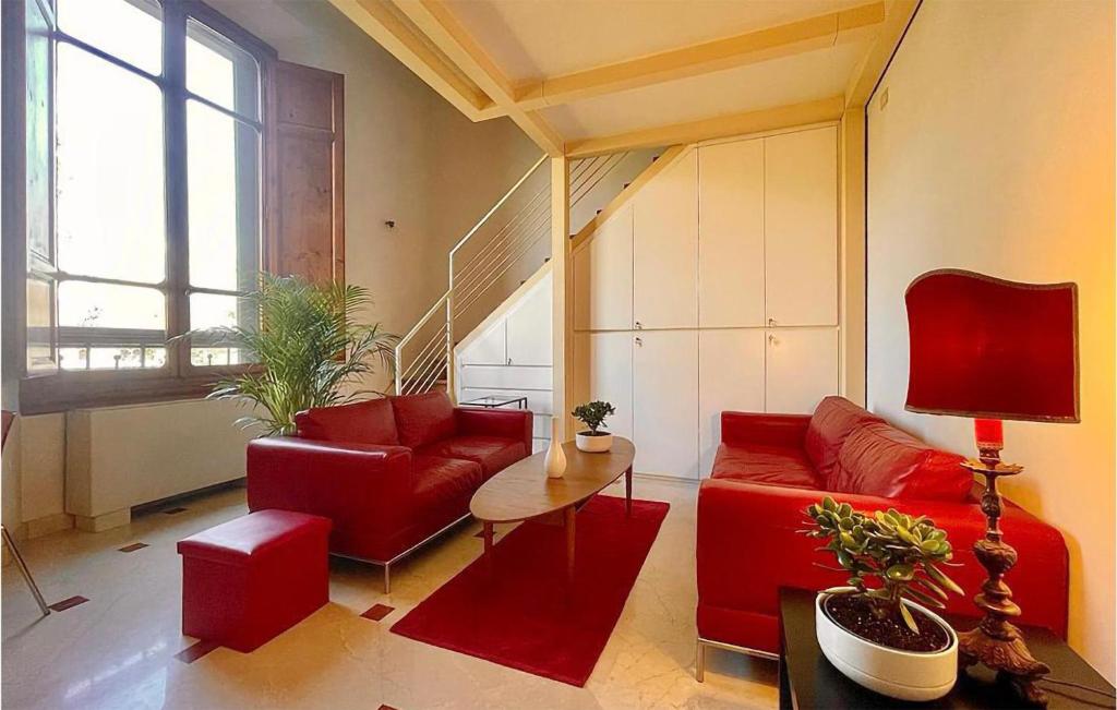 Posezení v ubytování 1 Bedroom Beautiful Apartment In Firenze