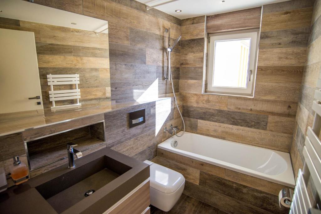 Haus Cristal - 1441m - Resim 15