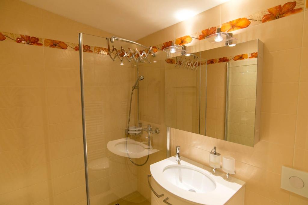 Haus Cristal - 1441m - Resim 22