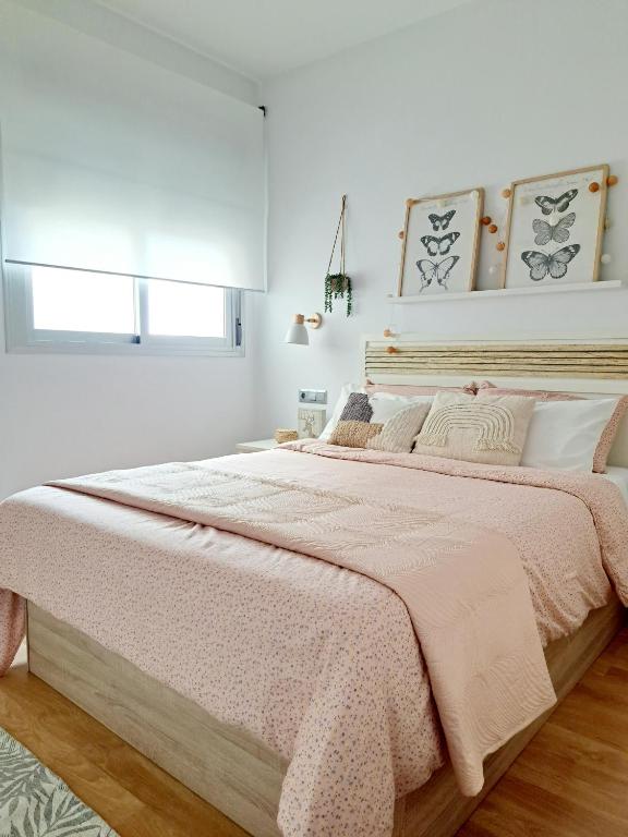Zdjęcie z galerii obiektu Apartamento con encanto y parking Trinidad 21 w Maladze