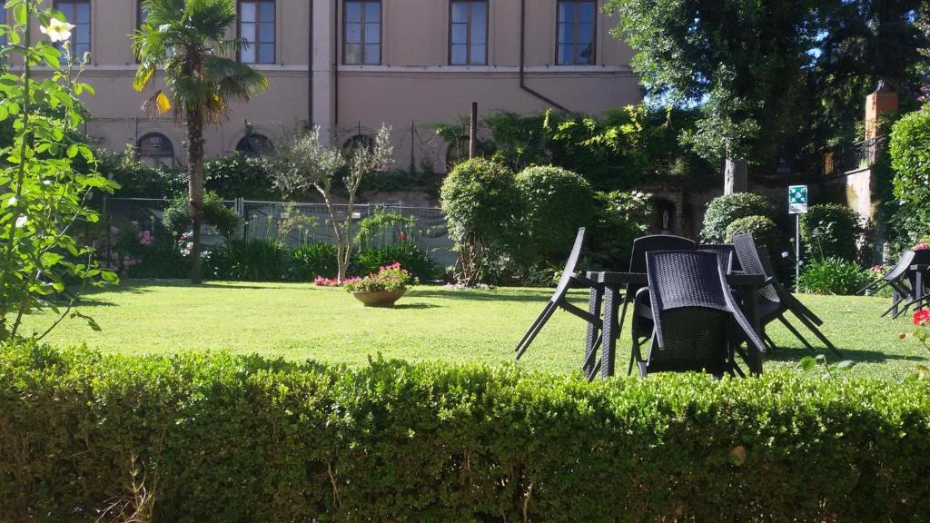 A garden outside Villa Riari Garden
