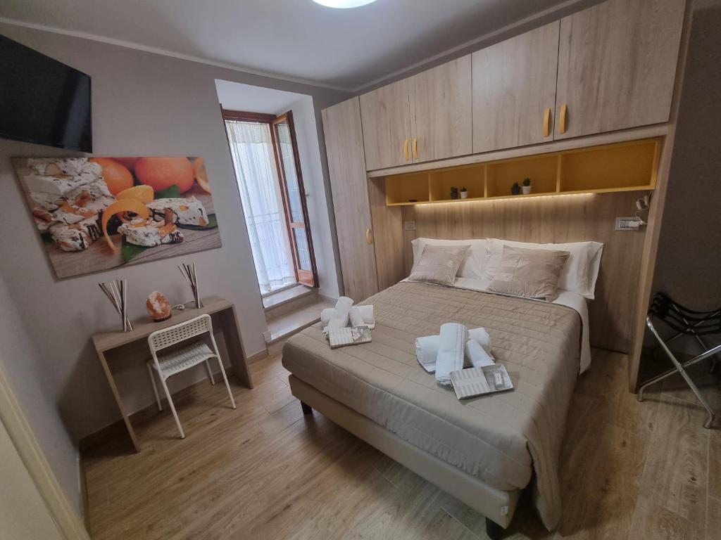 Postel nebo postele na pokoji v ubytování LucyBen GuestHouse