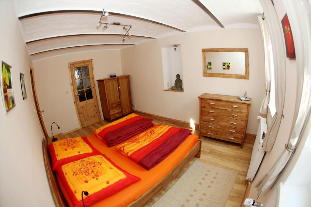 Jessop Haus - One-Bedroom Apartment 34a - Basement Floor