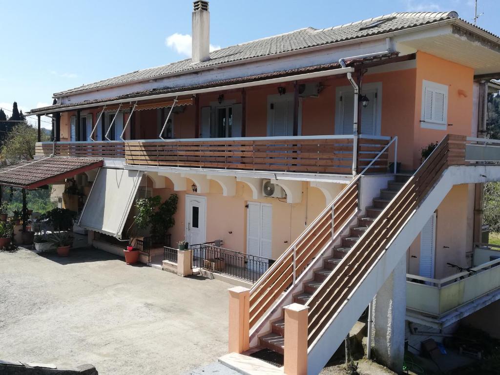 Budova, kde se apartmán nachází